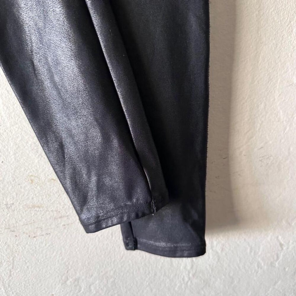 SPANX Faux Leather High-Waist Leggings Black Shaping Fit Holiday & Winter - Picture 4 of 8